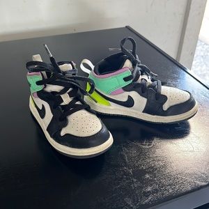 Toddler boy Nike sneakers